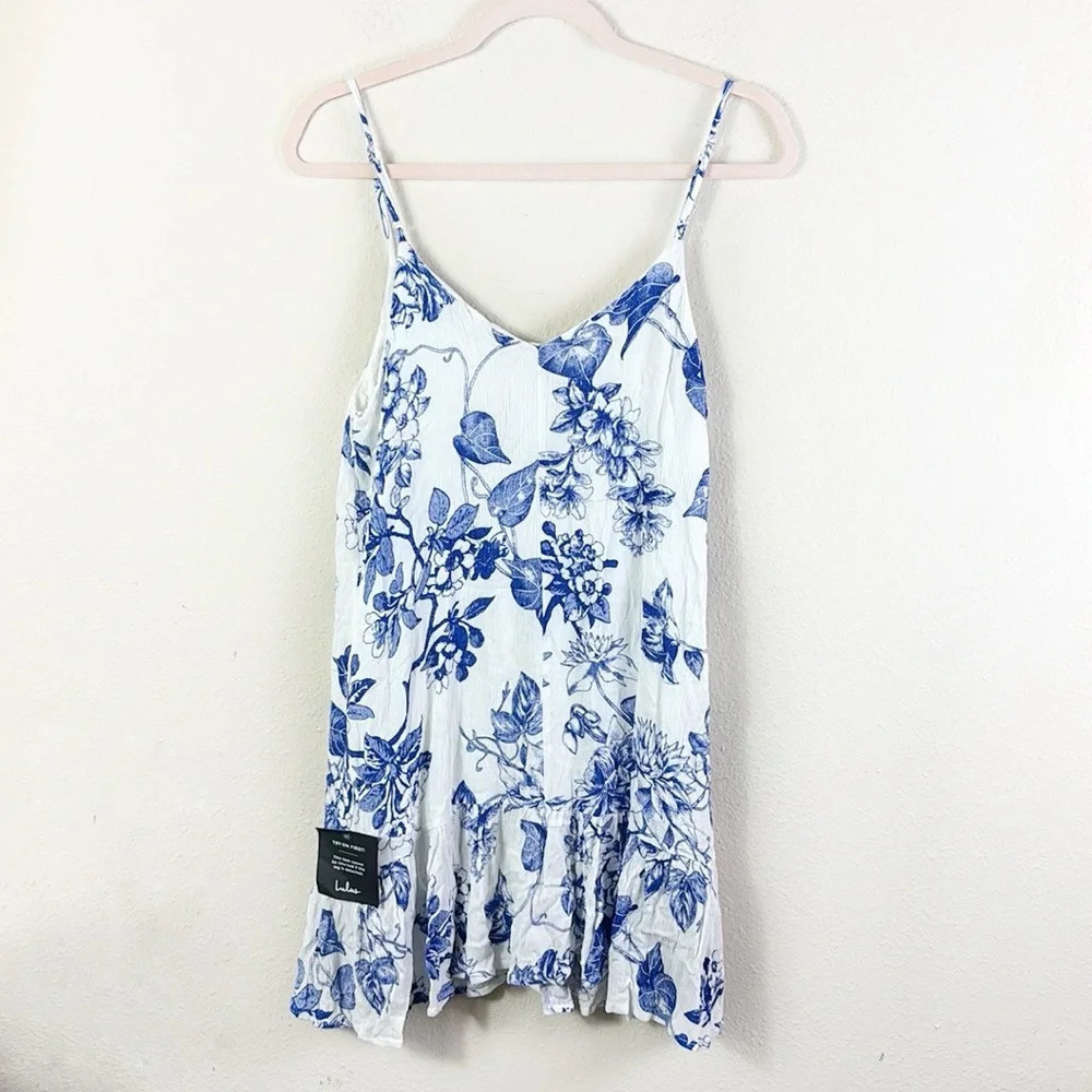 NWT Lulus Garden Bloom Blue and White Floral Print Ruffled Shift Dress sz Medium - Picture 11 of 15